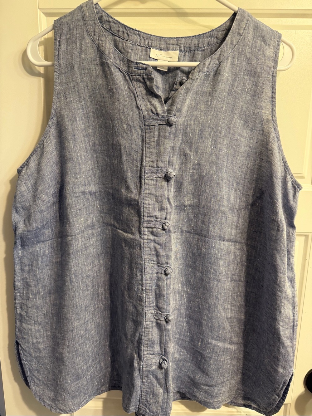 J. Jill Sleeveless Button-Front Top